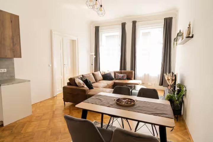 Lägenhet Luxury In Vaclavske Namesti
